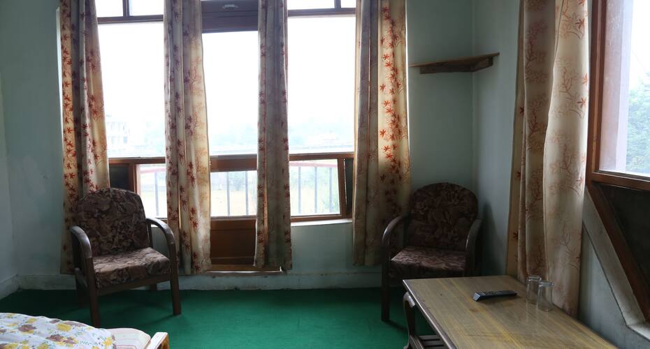 Sea Rock Hotel & Picnic Spot, Kullu 5